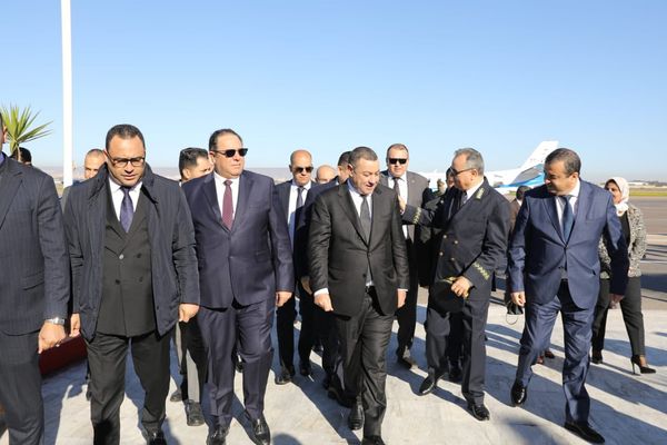 وفد وزاري في زيارة عمل وتفقد لوهران