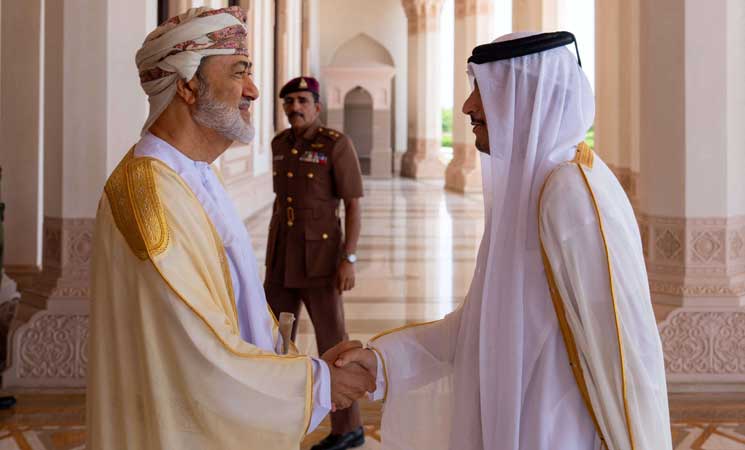عُمان وقطر تبحثان تطورات الإقليم ومسار مفاوضات واشنطن وطهران