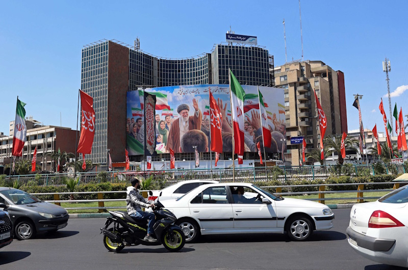 وول ستريت جورنال: لماذا فشل ترامب في تفكيك النظام الحاكم في إيران؟
