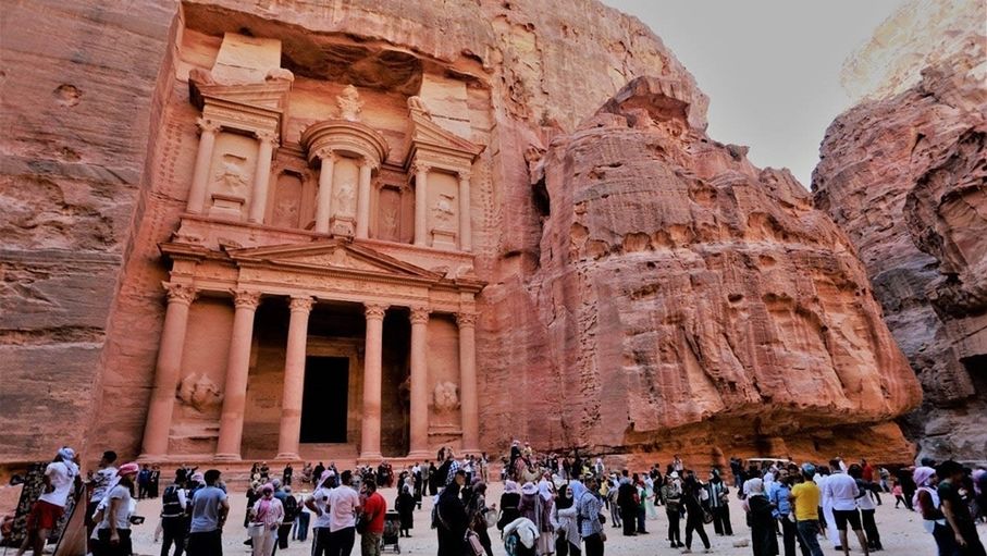 انخفاض أعداد السياح القادمين إلى الأردن 5% خلال الثلث الأول من العام الحالي