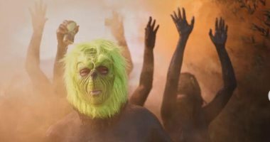 وداعا للألوان والبريق.. كرنفال الطين يجمع الفقراء والأغنياء في مغامرة بالبرازيل