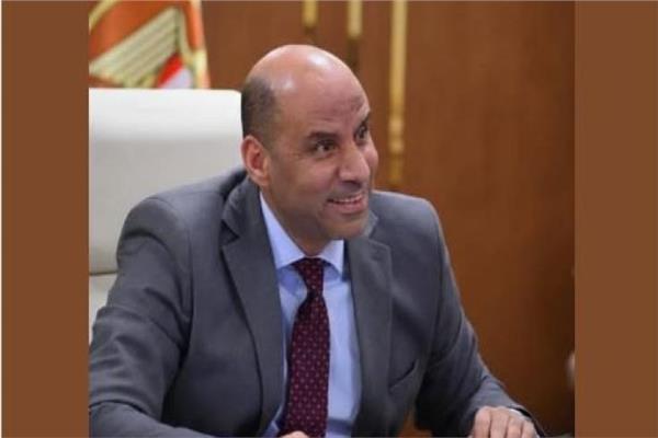 «العمل» تعلن توفير 4504 فرصة للتوظيف بـ77 شركة خاصة في 14 محافظة