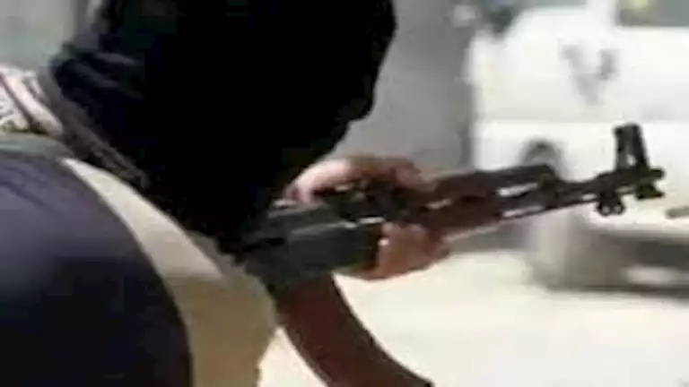 مصرع عنصر إجرامي في تبادل إطلاق النار مع الشرطة بقنا