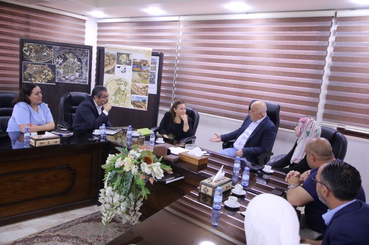 استفسارات حول حل المجالس البلدية في الأردن: أبعد من تقليم أظافر الإسلاميين