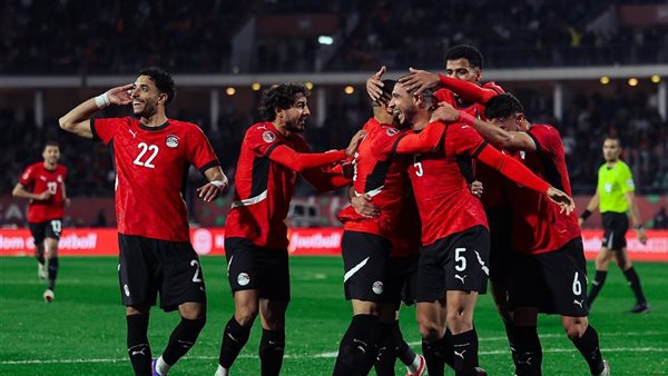 التفاصيل الكامل لمعسكر منتخب مصر مارس المقبل.. حسام حسن يحدد موعد تجمع الفريق والسفر إلى قطر.. و6 محترفين ضمن قائمة الفراعنة لمواجهتي السعودية وإسبانيا