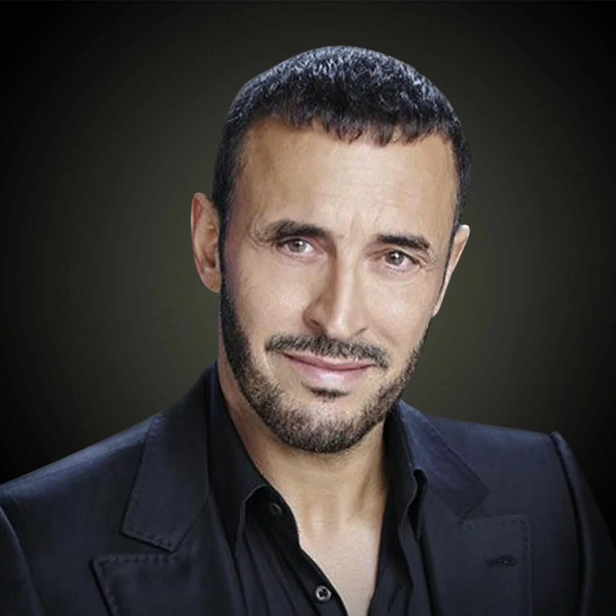 كاظم الساهر يعود إلى الأغنية العراقية بـ«متى؟» تمهيداً لألبومه الجديد