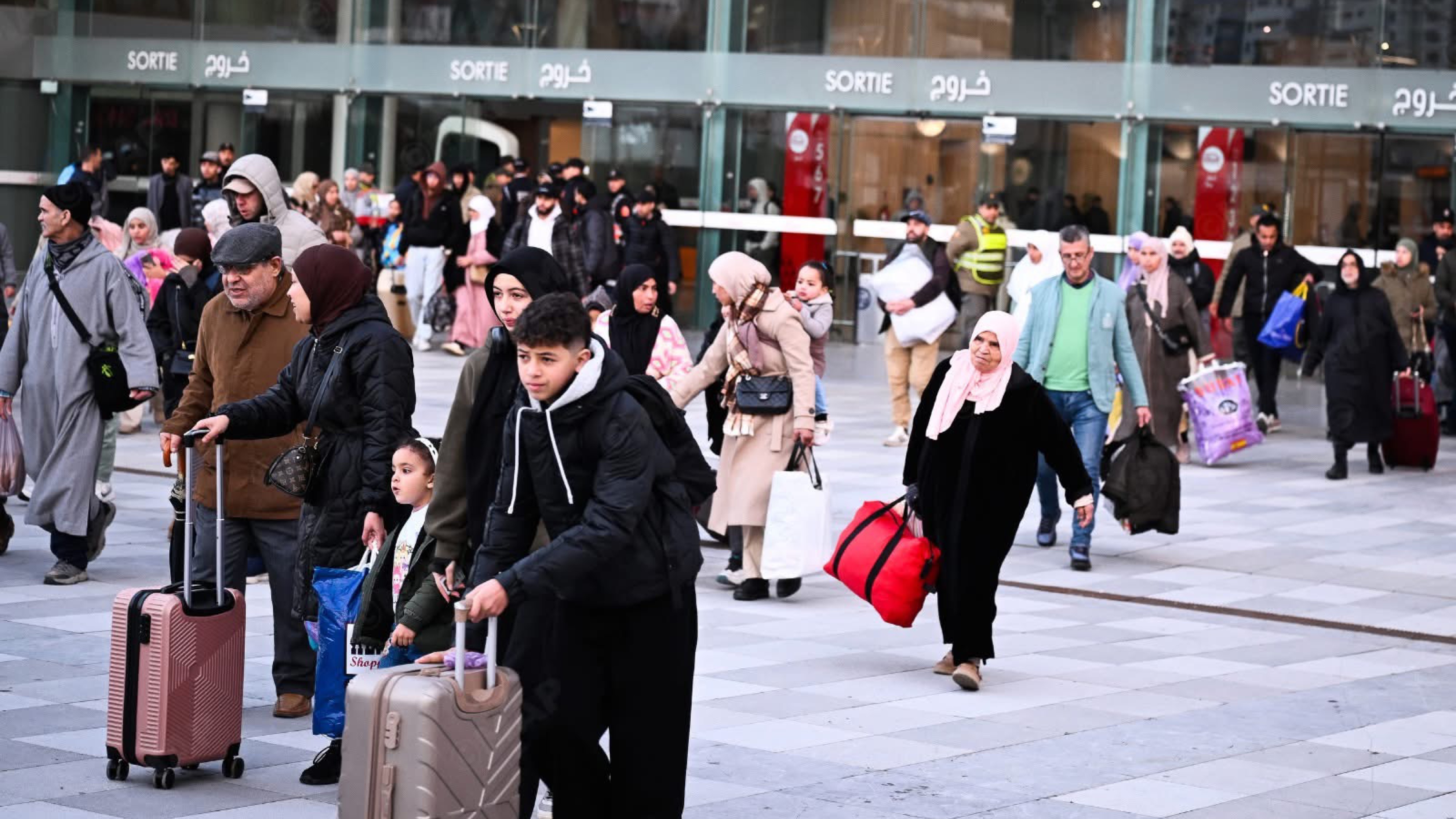 القصر الكبير.. بداية عودة المواطنين في ظروف آمنة بعد مرور الاضطرابات الجوية