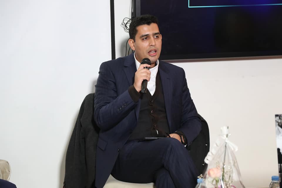 “التأثير الناعم في الإعلام”.. كتاب جديد لبوخصاص يرصد آليات التحكم في غرف الأخبار