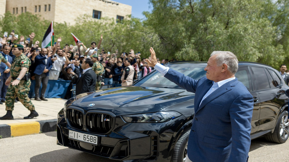 سببان أحدهما "الملك" لانتفاضة الشارع .. آخرها ما حدث بمدينة العسكر!