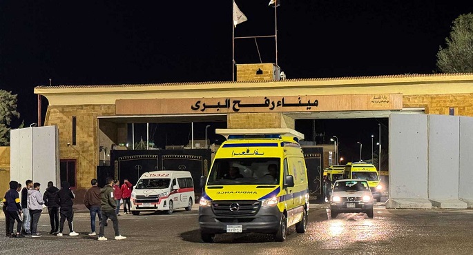 معبر رفح البرى يستقبل دفعة جديدة من العائدين الفلسطينيين إلى قطاع غزة