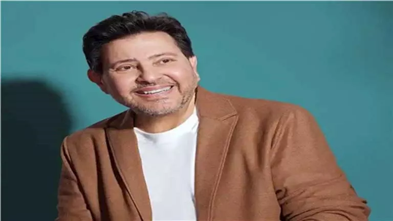 تفاصيل موقف طريف تعرض له هاني شاكر بسبب زوجته