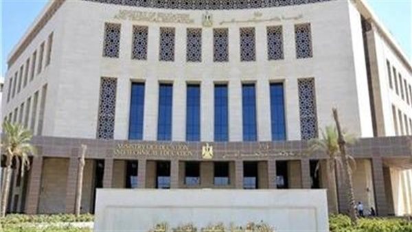 التعليم تكشف حقيقة تعطيل الدراسة غدًا بسبب الطقس