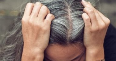 3 ألوان صبغة مثالية لو بتفكرى تدارى الشعر الأبيض.. هتخليكى شباب على طول
