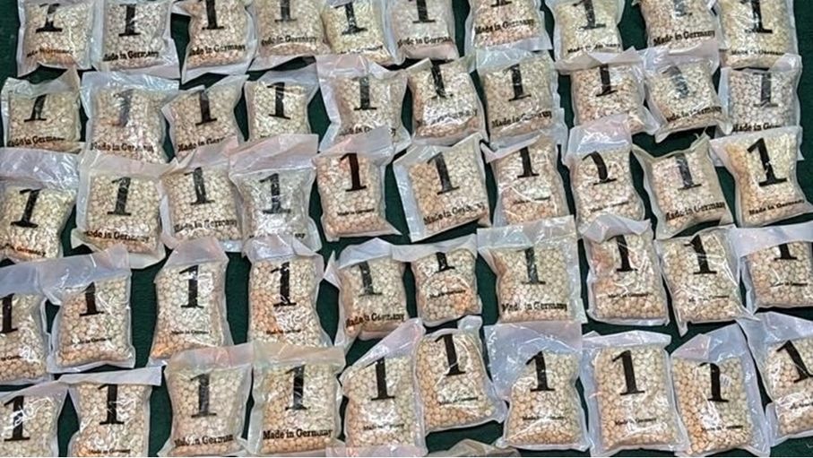 الجيش يحبط محاولتي تهريب مخدرات بواسطة بالونات
