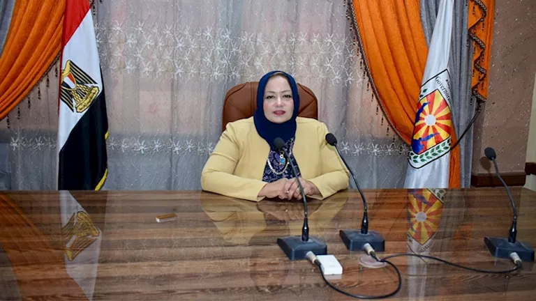 طلاب الشعبة الأدبية بالشهادة الثانوية الأزهرية يؤدون الامتحان في القرآ