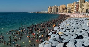 محافظ الإسكندرية: الشواطئ استقبلت نحو 1.5 مليون مصطاف اليوم
