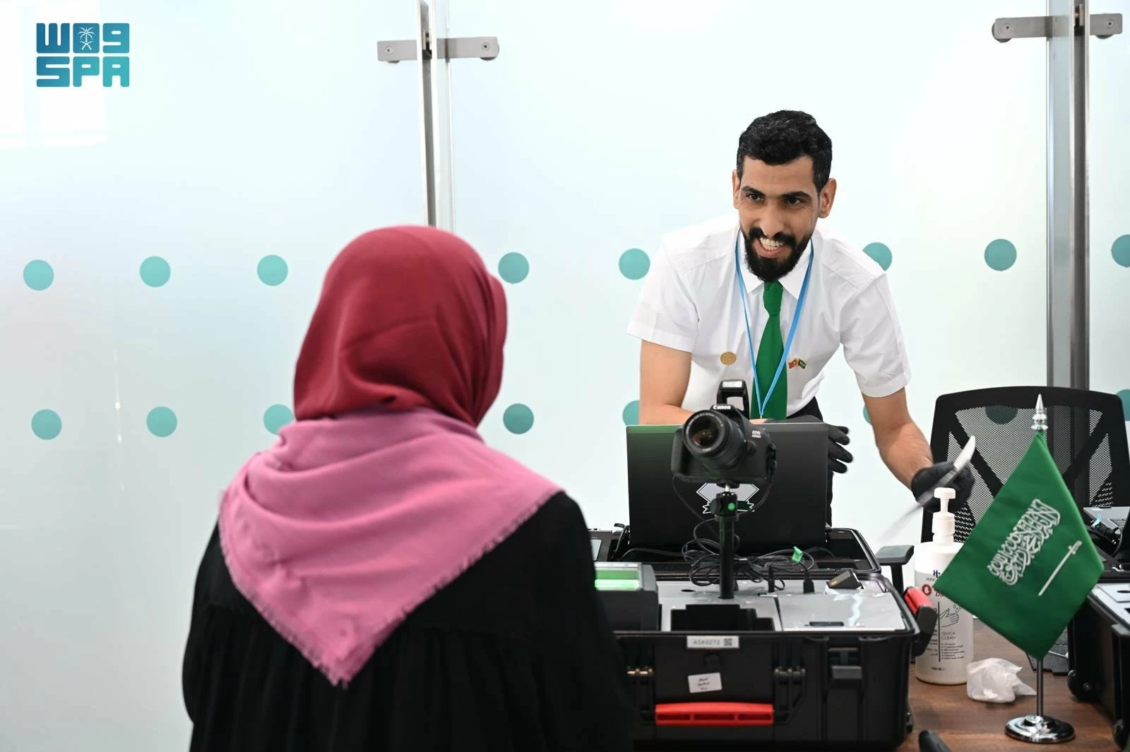 كوادر سعودية في إسطنبول.. منظومة متكاملة تُيسّر رحلة الحجاج عبر «طريق مكة»