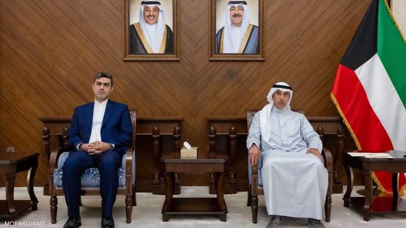 على خلفية الهجمات.. الكويت تطرد دبلوماسيين إيرانيين وتستدعي القائم بالأعمال