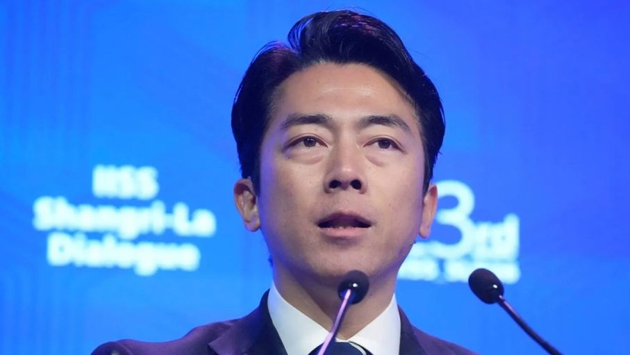 اليابان تنفي ممارسة "عسكرة جديدة"... وتتهم الصين بتسريع التسلح