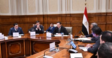 وزير الصناعة: برنامج شامل للنهوض بصناعة السيارات وإعلان مخرجاته الأسبوع المقبل