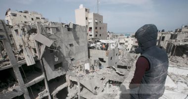 باحث: ملادينوف تجاهل الانتهاكات الإسرائيلية المستمرة فى غزة