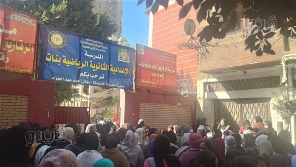 147 ألف طالب بالشهادة الإعدادية بالشرقية يؤدون اليوم امتحانات المواد غير المضافة