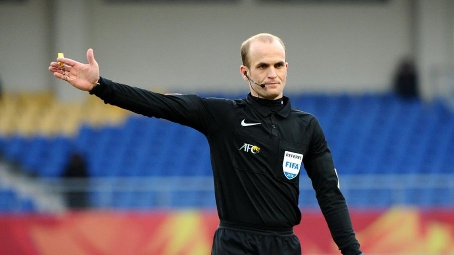 من إربد إلى مونديال 2026.. كيف أصبح المخادمة حكماً دولياً؟