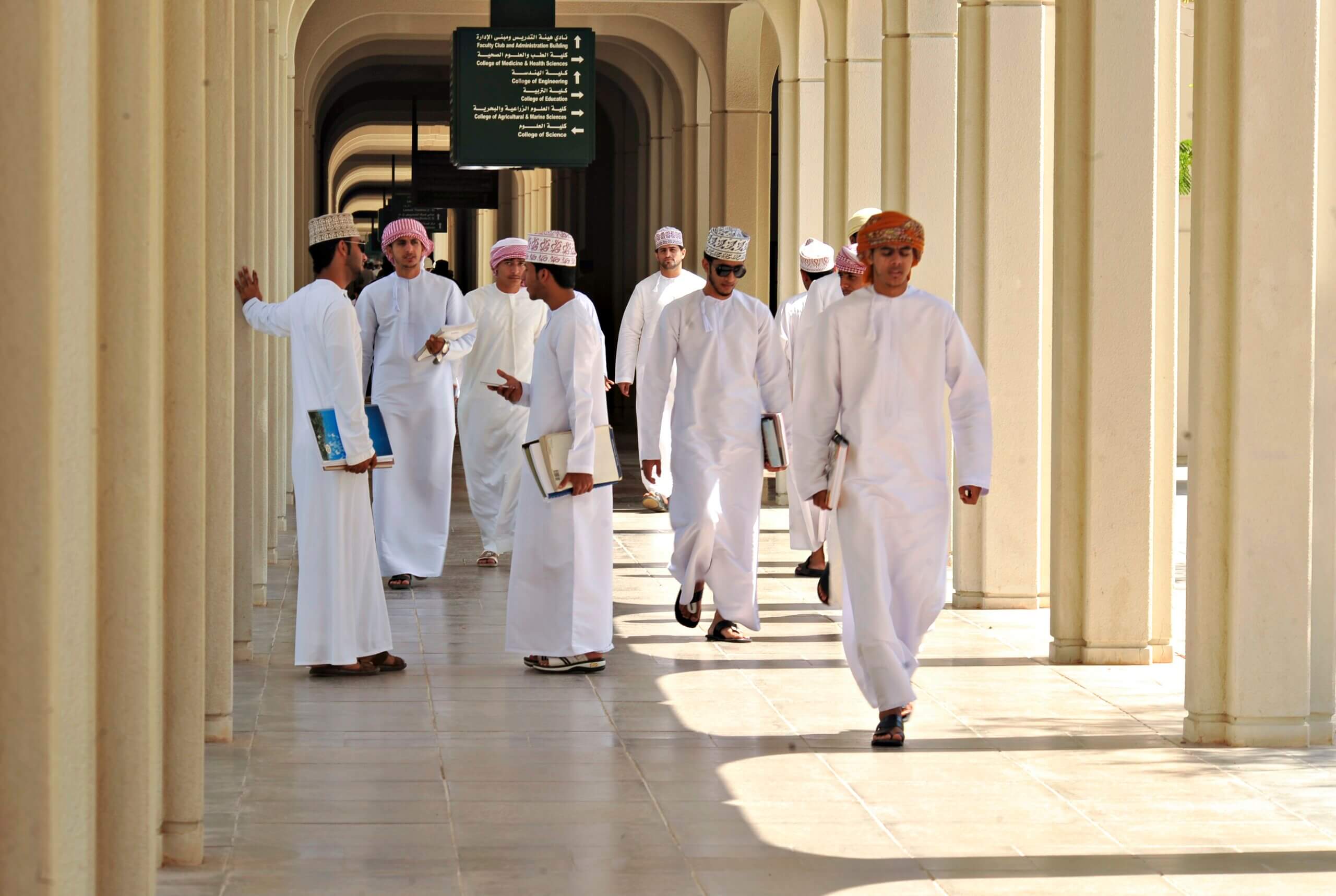 “التأهيل التربوي” يثير الجدل .. مطالبات بعدم الرجعية وحماية مستقبل أبنائنا الطلاب