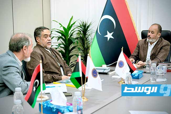«الإسكان» تبحث حصر وإخلاء المباني التاريخية في المدينة القديمة بطرابلس
