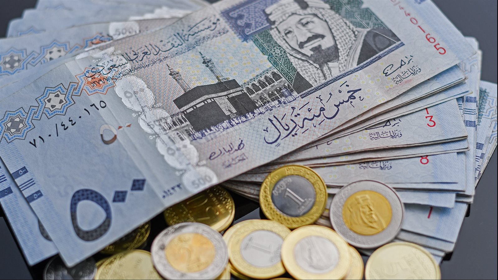 تخطي الـ14 جنيها بيعا وشراءً.. أسعار الريال السعودي في البنوك اليوم