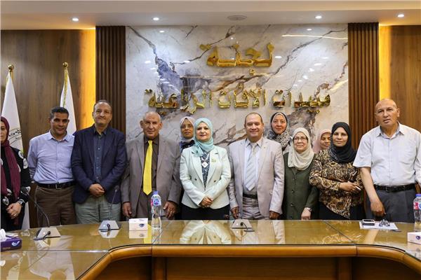 "الزراعة" تنظم برنامج تدريبي لمكافحة آفات وأمراض نحل العسل