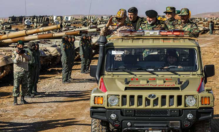 قائد القوات البرية الإيرانية: تحركات العدو تحت أنظارنا