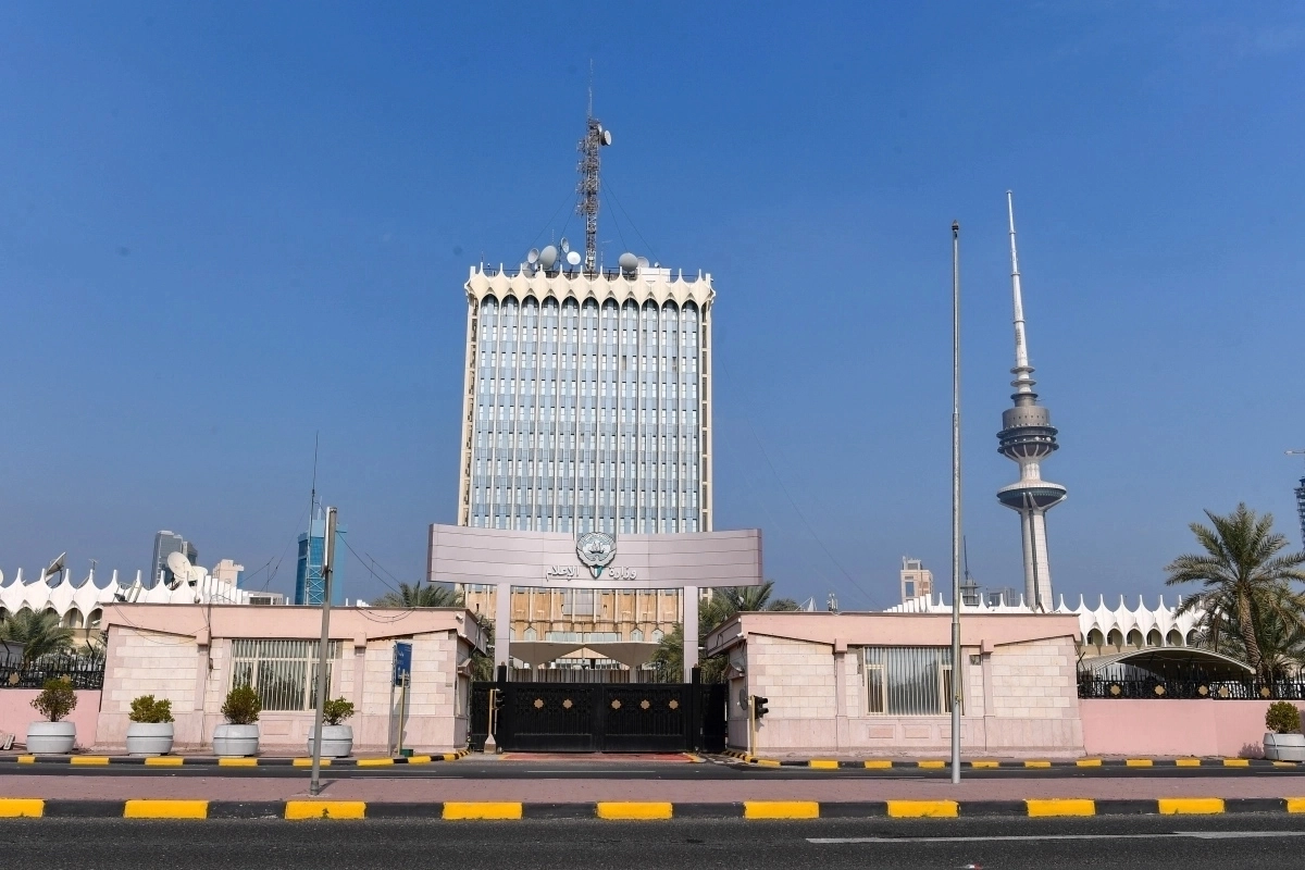 «الإعلام» تُحيل 7 وسائل إعلامية إلى الجهات المختصة لمخالفتها القوانين واللوائح