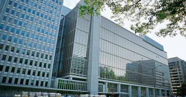 البنك الدولى يوافق على تمويل مصر بمليار دولار لخلق فرص عمل ودعم الاقتصاد.. المدير الإقليمى: مصر تنفذ أجندة لتشجيع الاستثمارات الخاصة وتعزيز الحماية الاجتماعية.. تحسين منظومة رصد انبعاثات غازات الاحتبا