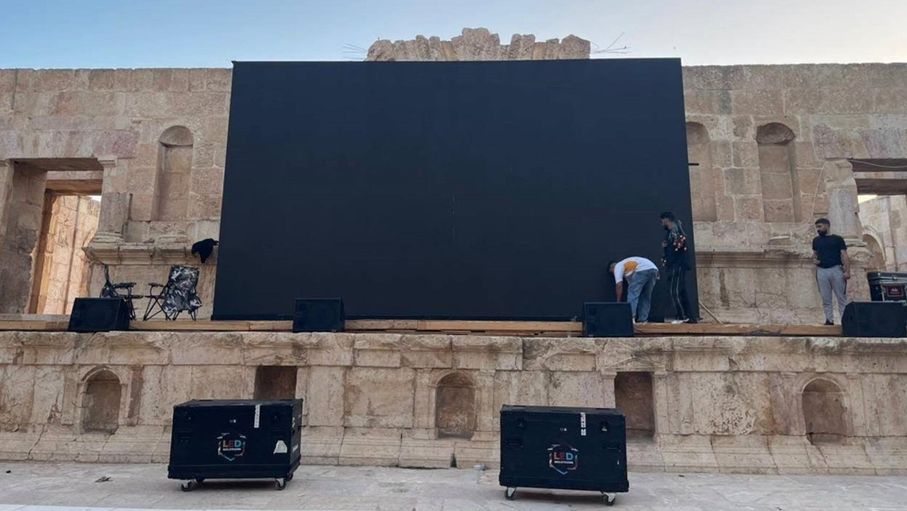 محافظة إربد تعلن تسيير حافلات مجانية لنقل المشجعين لجرش