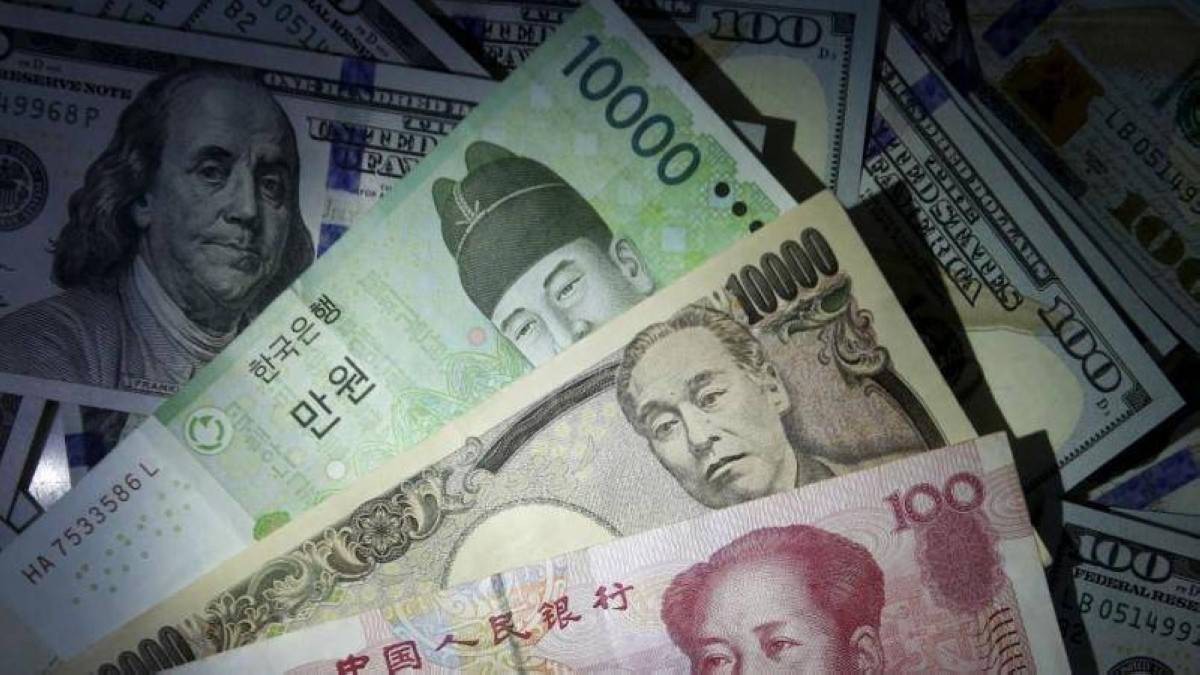 الين يتجه لتسجيل أكبر ارتفاع أسبوعي منذ قرابة 15 شهرا