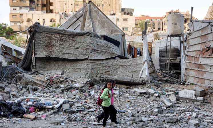 غزة.. استشهاد 13 فلسطينيا يرفع حصيلة الإبادة إلى 72 ألفا و757- (تدوينة)