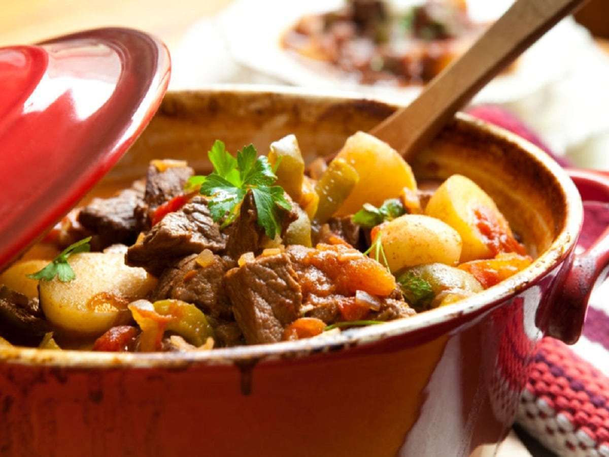 مفيد ولذيذ.. طريقة عمل طاجن التورلي
