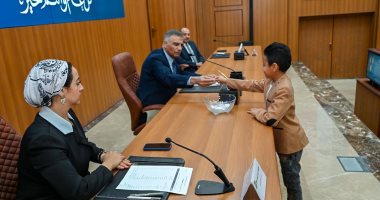 محافظ جنوب سيناء يشهد إجراء القرعة العلنية لتأشيرات الحج الإضافية