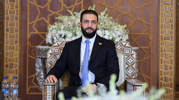 دمشق: أول عفو رئاسي في عهد الشرع وتحركات أميركية تمهد لانسحاب عسكري كامل من البلاد