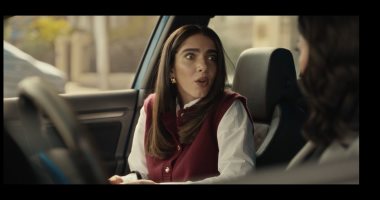 رأس الأفعى الحلقة 18.. كارما تستنجد بأختها نورا بعد تعرضها لمضايقات شاب بالجامعة