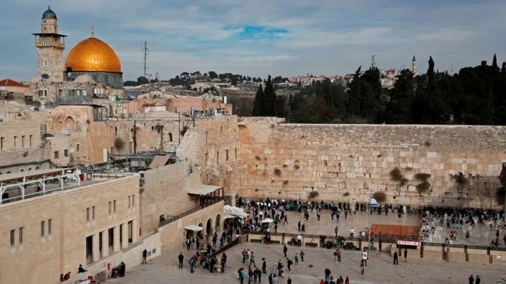وزراء خارجية المملكة ودول عربية وإسلامية يدينون انتهاكات الاحتلال في القدس