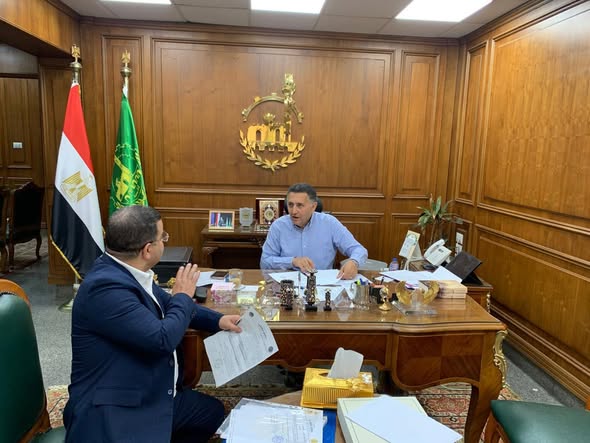 خريطة الإنقاذ مع الدكتور حاتم الشامي.. كيف يفك «نائب الصمت والإنجاز» شفرة الأزمات المزمنة في الدائرة؟