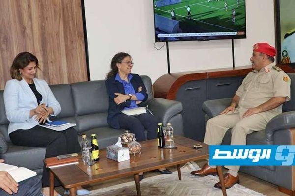 خوري تبحث مع التميمي توحيد المؤسستين الأمنية والعسكرية