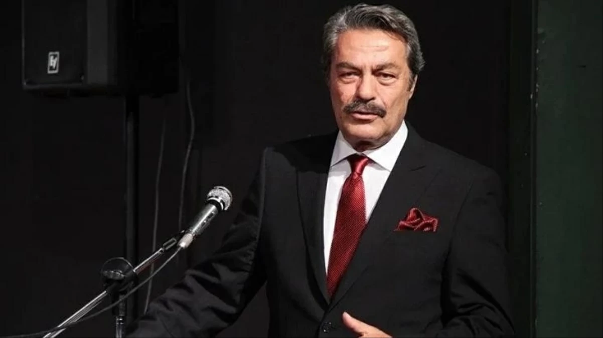 وفاة أسطورة السينما التركية قدير إينانير بعد صراع مع المرض