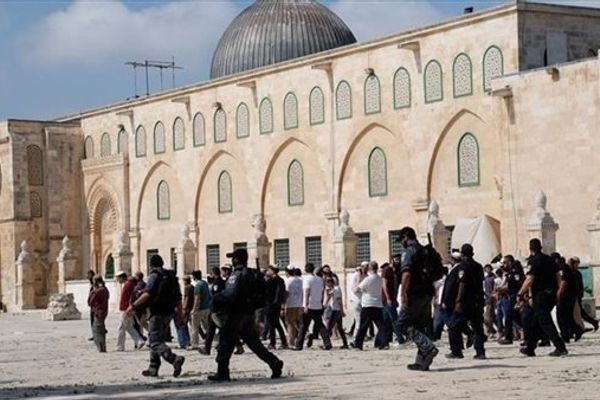 "حماس" تدعو إلى شد الرحال للأقصى الجمعة