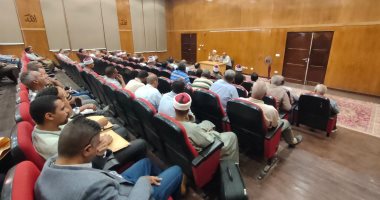 الأقصر الأزهرية تعقد اجتماعا مع رؤساء لجان الشهادتين الإعدادية الابتدائية