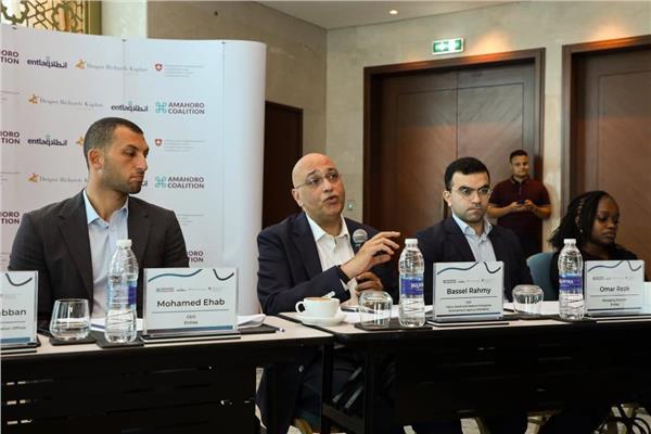 جهاز تنمية المشروعات يناقش مستقبل الاستثمار بالشركات الناشئة