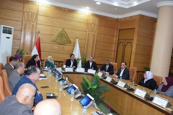 ​رئيس جامعة بنها: الحوكمة الإلكترونية أداة رئيسية لتعزيز المساءلة والتحول الرقمي
