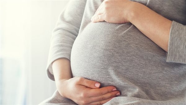 فواكه غنية بحمض الفوليك تدعم صحة الجنين وتحميه من التشوهات الخلقية
